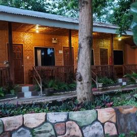 New Village Lodge, ξενοδοχείο σε Oslob