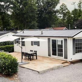 4 persons chalet Valkenbosch situated in the forested area, Hotel in Oisterwijk