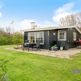 1 Bedroom Lovely Home In Brenderup Fyn