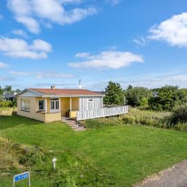 Three-Bedroom Holiday Home With A Fireplace In Rømø