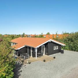 Three-Bedroom Holiday Home In Vaggerlose，博托比的飯店