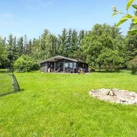 Lovely Home In Spøttrup
