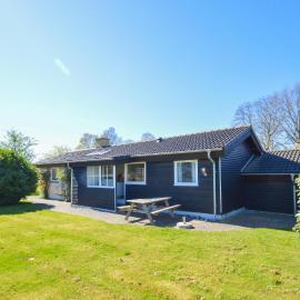 3 Bedroom Stunning Home In Stege, hotel v destinácii Stege