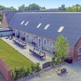 Lovely Home In Allingåbro With Kitchen, viešbutis mieste Allingåbro