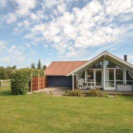 Two-Bedroom Holiday Home In Vaggerlose, viešbutis mieste Bøtø By