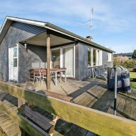 Lovely Home In Faaborg With House Sea View, hotel v mestu Fåborg