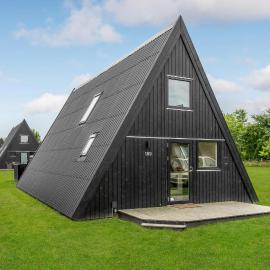 2 Bedroom Cozy Home In Farsø, hotel di Farsø