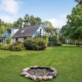 Amazing Home In Rønne With Kitchen – hotel w mieście Rønne