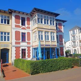 Villa-Emmy-App-02