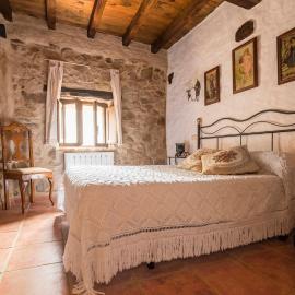 CASA PETRA, hotel in Miranda del Castañar