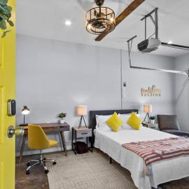 Hargett Garage Studio, hotel in Raleigh