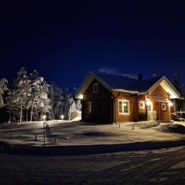 Luvelahti – hotel w mieście Aikkila