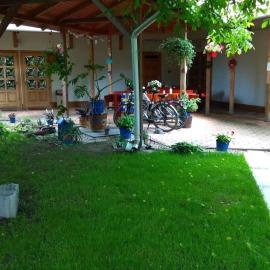 Guesthouse Kohári, hotel in Egerszalók
