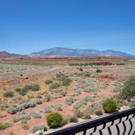 D13-Amazing Red Cliff View-Third Floor 3-bedroom Sunset View, hotel em Washington