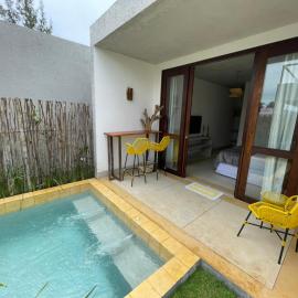 Carrapicho Patacho com Piscina Privativa, hotel in Pôrto de Pedras