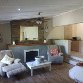 Garden Court B&B, hotel u gradu Kvinstaun