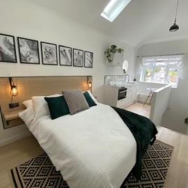 Modern Annex on the outskirts of Bath and Bristo, hotel in Saltford