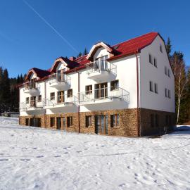 EFI ApartHotel Horní Lipová, hotel in Lipova Lazne