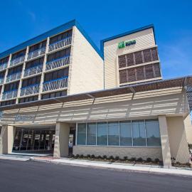 Holiday Inn Express Nags Head Oceanfront by IHG, viešbutis mieste Nags Hedas