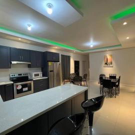 Bright Cove Luxury Villa 1, hotell i Ocho Rios
