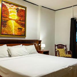 Apartamentos El Roble: Iquitos'ta bir otel