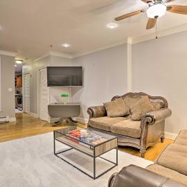 Hoboken Condo: Walk to Public Transit!, готель у місті Гобокен