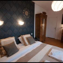LOGIS HOTEL BELLEVUE RESTAURANT LA POMME d'OR, hotel Coucy-le-Château-Auffrique városában