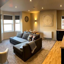 Spacious 2BR Duplex near Loughborough University Sleeps 6