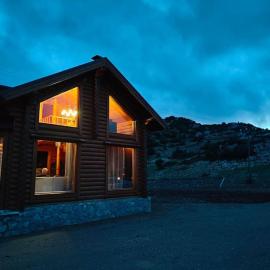Orino Livadi Chalet III, hotel din Arachova