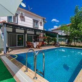 Villa Yazır – hotel w mieście Antalya