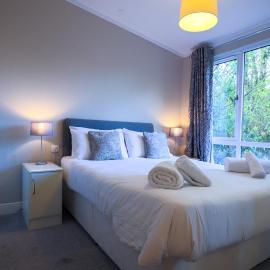 Charming Copse Corner Lodge - Spa Resort - Devon