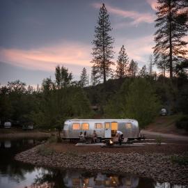 Midpines में, होटल AutoCamp Yosemite