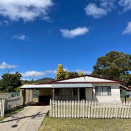 Comfortable 2-Bedroom home in Mudgee - Rest Easy Mudgee, hotel di Mudgee