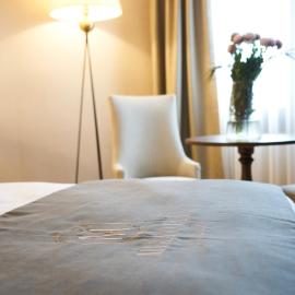 Mira Otel Alsancak, hotel İzmirban