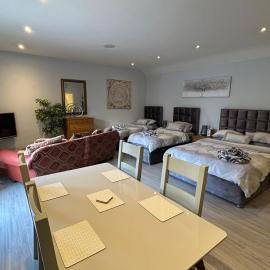 Southernwood - Family Studio