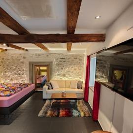 Studio am Vierwaldstättersee، فندق في هورف