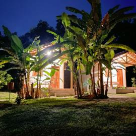 Pousada Flor de Laranjeira, hotel di Goiás