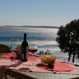 Bella Mare, hotel i Mandre