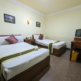 Reach Kunthea Guesthouse, hotel a Phumĭ Ta Phŭl