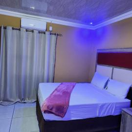 Francos guest lodge accommodation