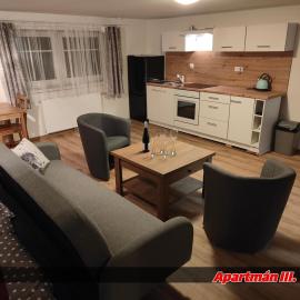 Apartmány Na Cestě, hotel a Desná
