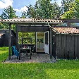 Cozy Home In Hampen With Wifi、Hampenのホテル