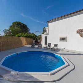Adorable villa in Kringa with private pool