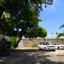 Tropical Haven in Discovery Bay - 6 Bedroom Villa