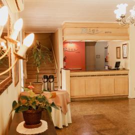 Rigo Hotel, hotelli kohteessa Santa Rosa