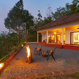 La Grove 2BHK with Stunning View - Kannur