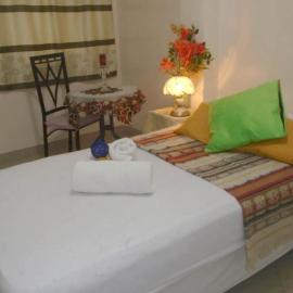 Hotel Jeshua Simmonds – hotel w mieście Guayaquil
