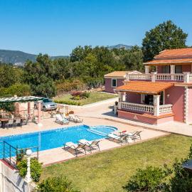 Villa Mirela Megali, hotel in Dassia
