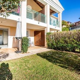 Cozy Apartment in Agay with Stunning Views
