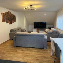 Ferienwohnung Alpina、フェルトキルヒのホテル